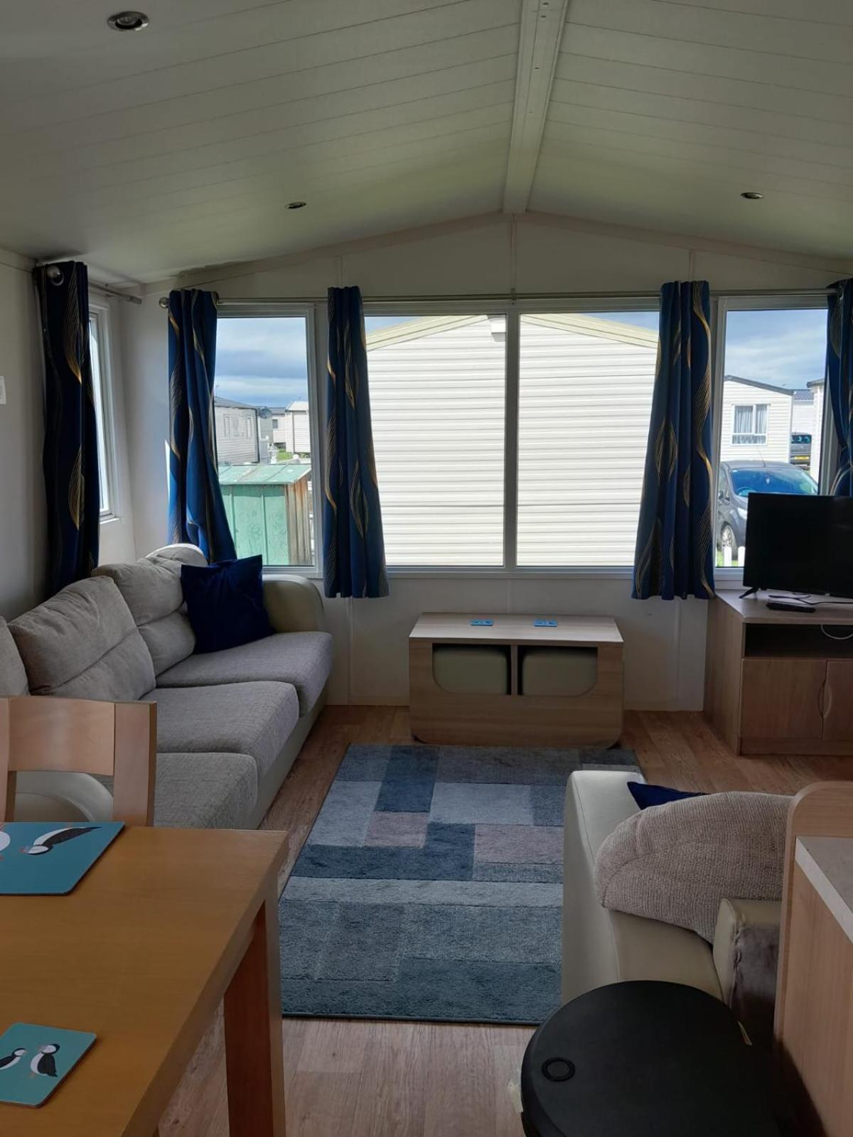 Lyons Robin Hood Caravan Rhyl Sbw 26 Экстерьер фото